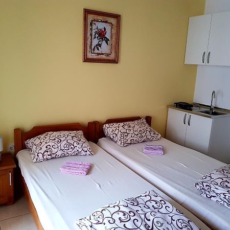 Guesthouse Sun Hostel Budva Exterior photo