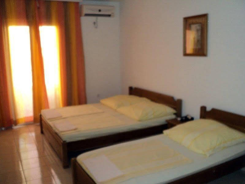 Guesthouse Sun Hostel Budva Exterior photo