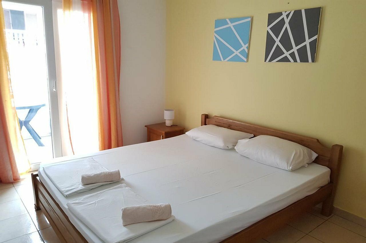 Guesthouse Sun Hostel Budva Exterior photo