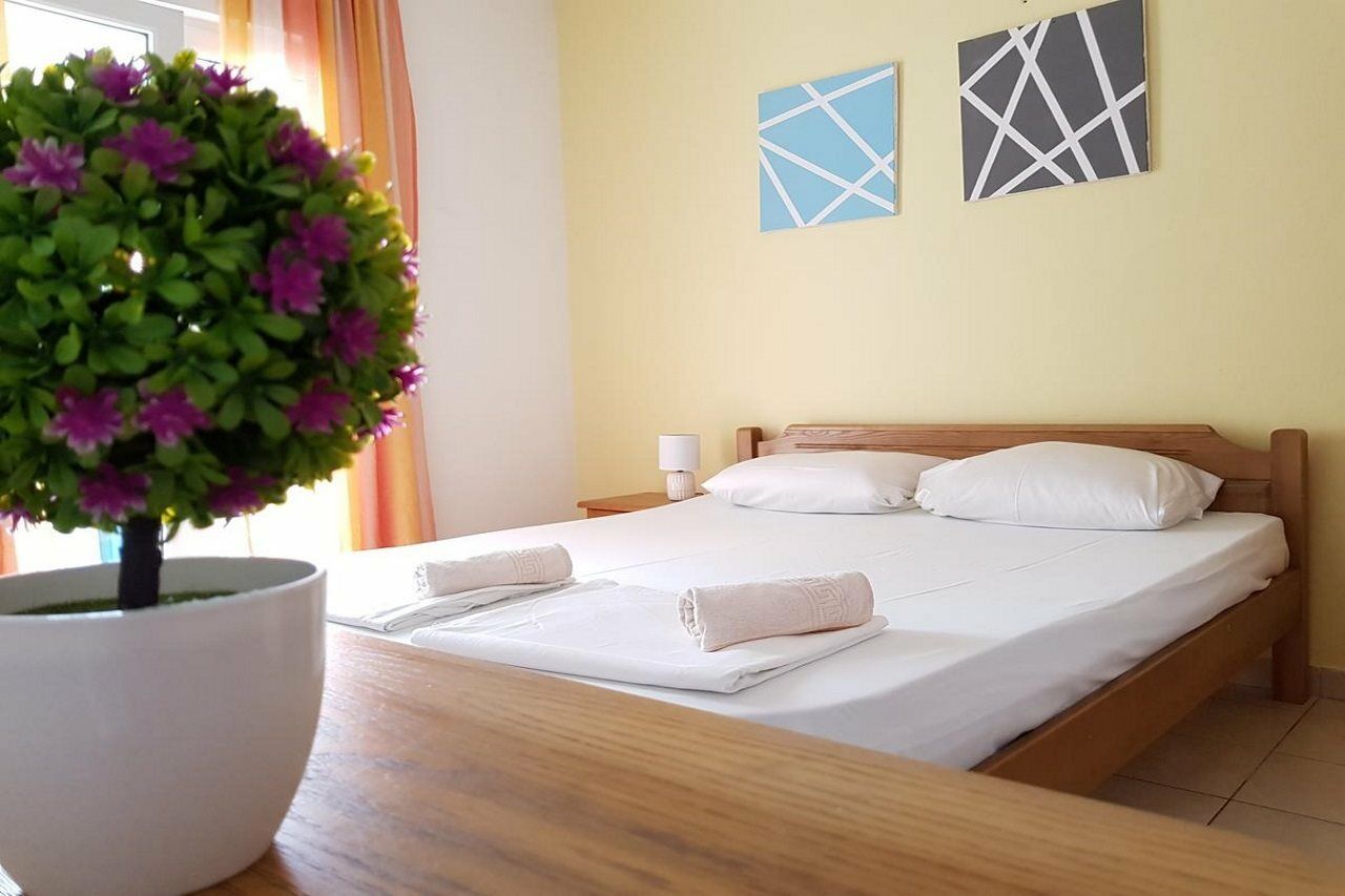 Guesthouse Sun Hostel Budva Exterior photo